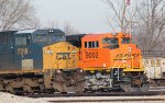 BNSF 9002 & CSX 7319